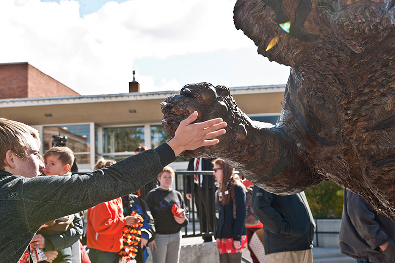 Giving the Benny statue a high five