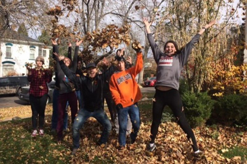 students with leaves